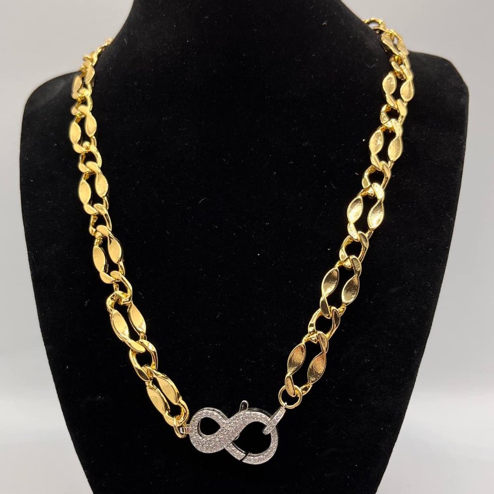 Melania Clara / By Alexa Rae Infinity Necklace